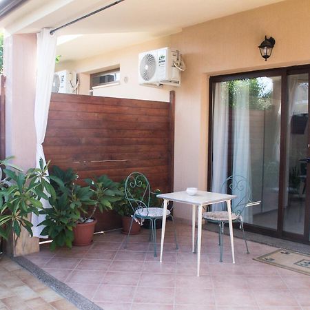 B&B Jolie Suite Villasimius Kültér fotó